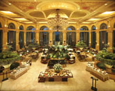 ������� �������� ����� Crystal Court